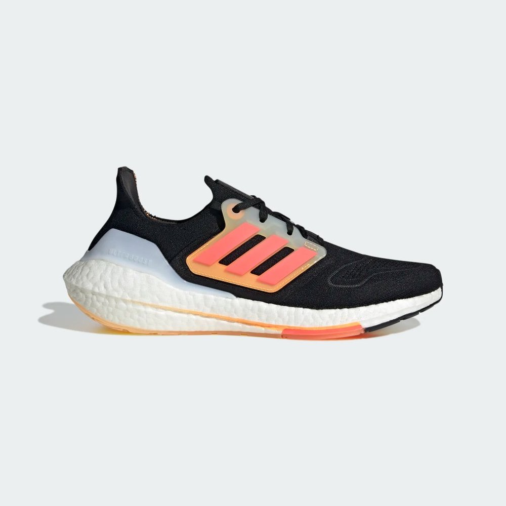 [NEW]‎ Men's adidas UltraBoost 22 Shoes Black GX5464